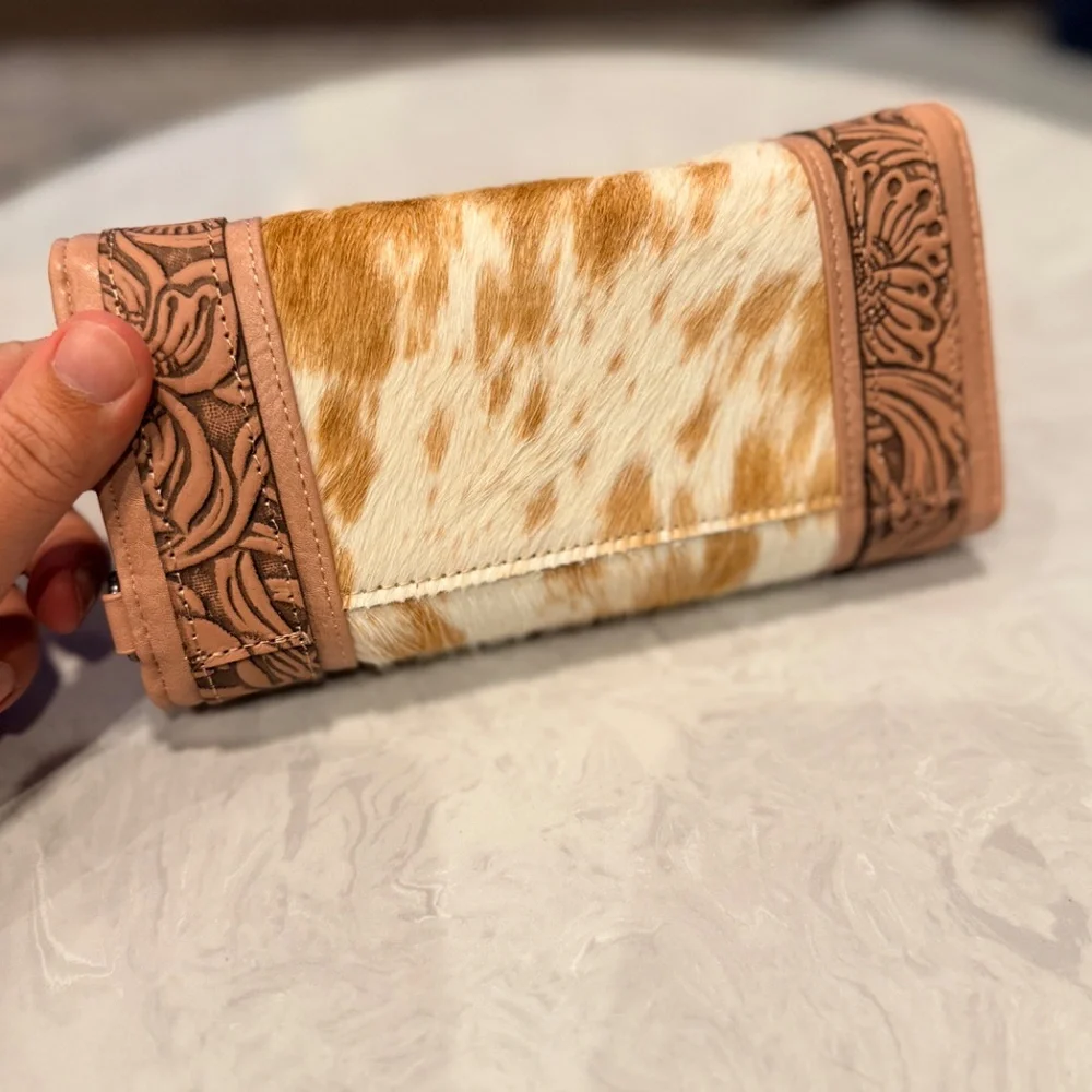 Montana West Hair-On Hide Tooled Wallet – Western Wristlet Pink